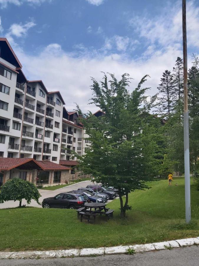 Premium Apartment In Borovets Gardens Complex Eksteriør billede