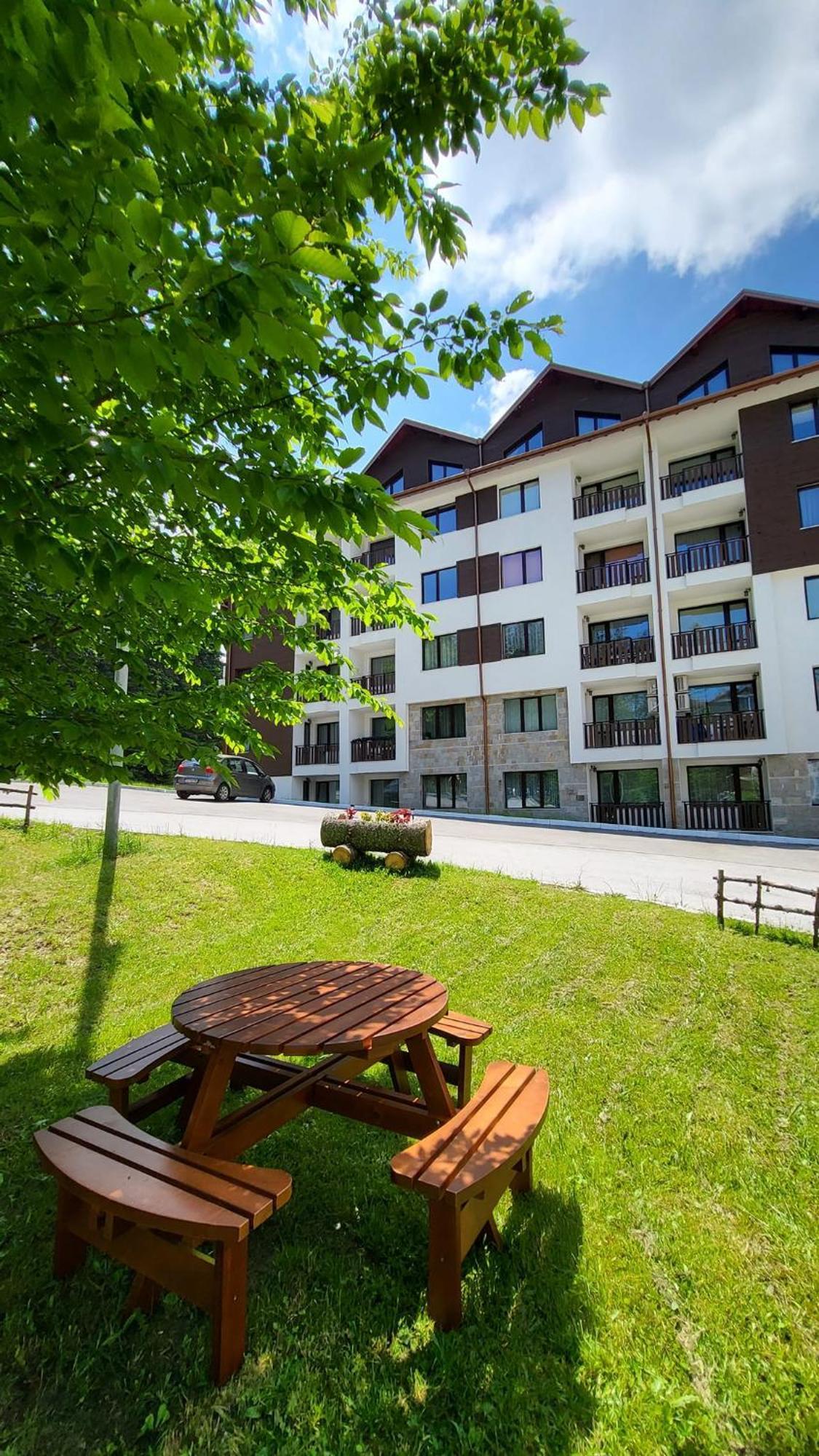 Premium Apartment In Borovets Gardens Complex Eksteriør billede